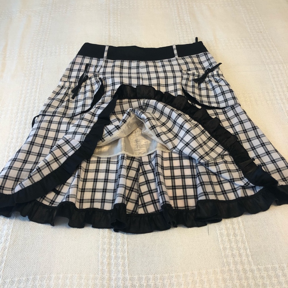 Beautiful women’s skirt! - Picture 7 of 11